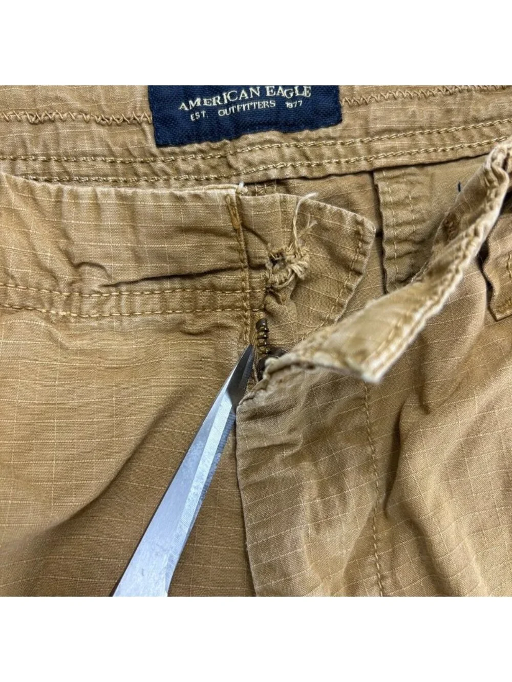 American Eagle Outfitters Cargo Shorts Mens 34 Brown Classic Ripstop “Read”